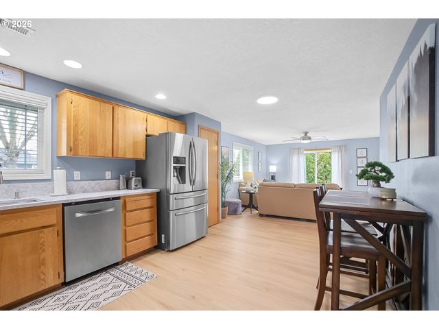 1979 Se 63RD Ave, Hillsboro, OR 97123