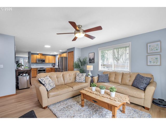 1979 Se 63RD Ave, Hillsboro, OR 97123