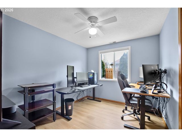 1979 Se 63RD Ave, Hillsboro, OR 97123