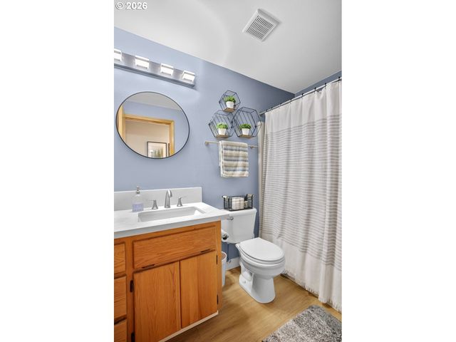 1979 Se 63RD Ave, Hillsboro, OR 97123