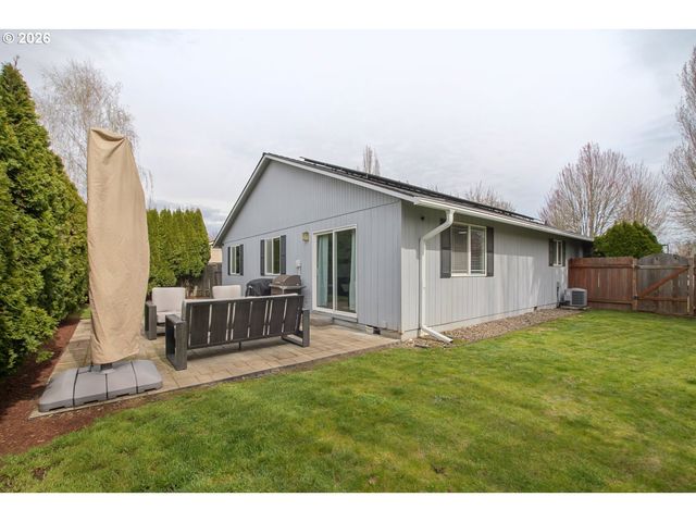 1979 Se 63RD Ave, Hillsboro, OR 97123