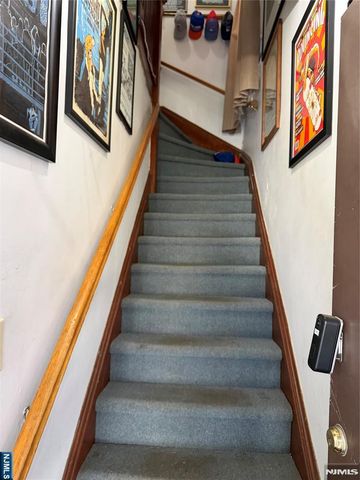 34 Feronia Way, Rutherford, NJ 07070
