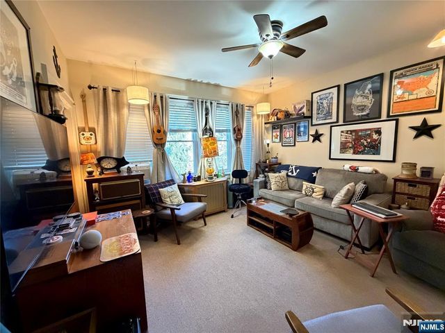 34 Feronia Way, Rutherford, NJ 07070