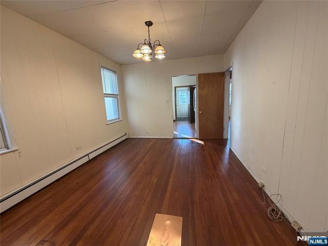 34 Feronia Way, Rutherford, NJ 07070