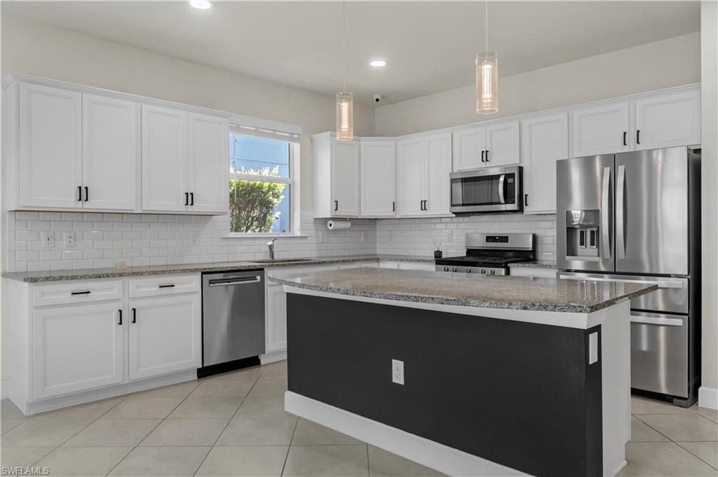 17416 Silverspur DR, PUNTA GORDA, FL 33982 — photo 5