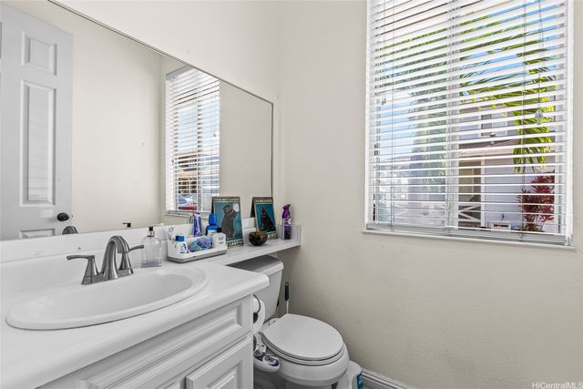 91-1017C Keokolo Street, Kapolei, HI 96707