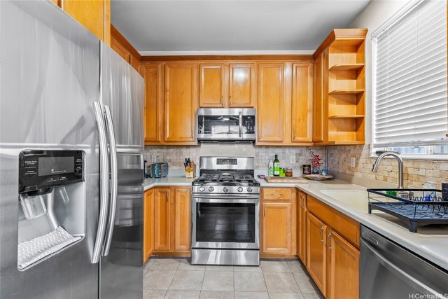 91-1017C Keokolo Street, Kapolei, HI 96707