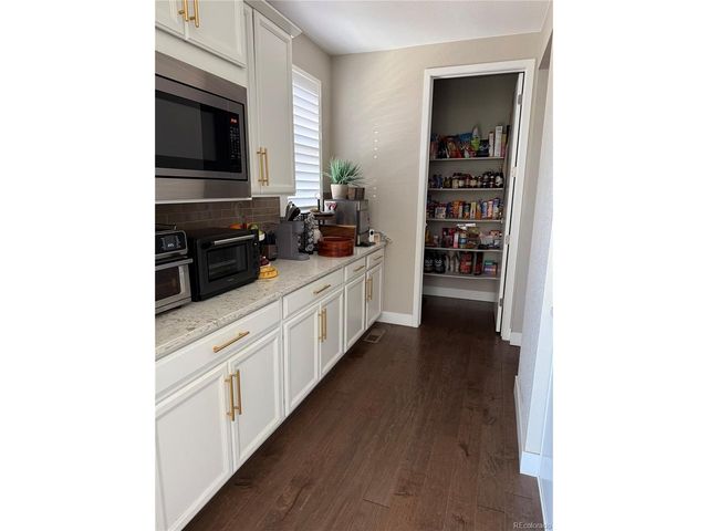 8843 Flattop St, Arvada, CO 80007