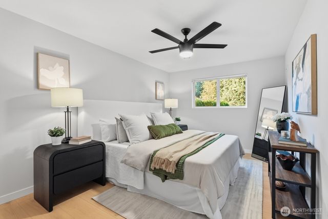 13306 85th Avenue NE, Kirkland, WA 98034