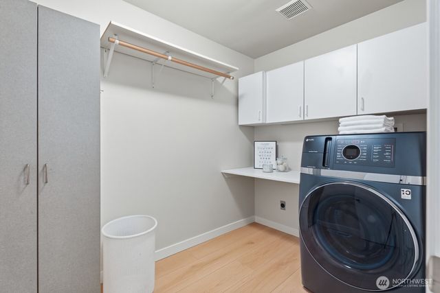 13306 85th Avenue NE, Kirkland, WA 98034