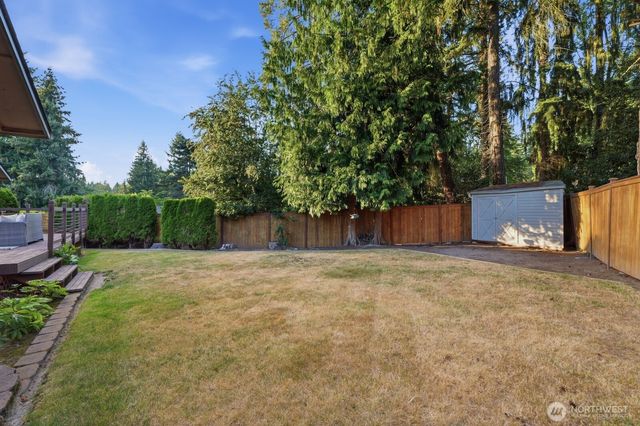 13306 85th Avenue NE, Kirkland, WA 98034