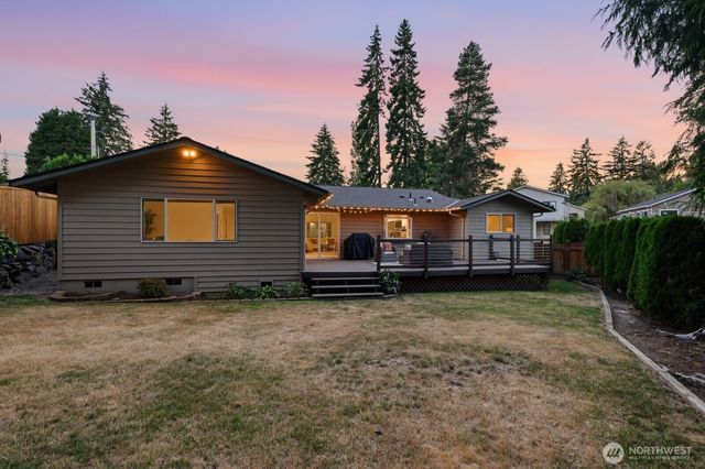 13306 85th Avenue NE, Kirkland, WA 98034