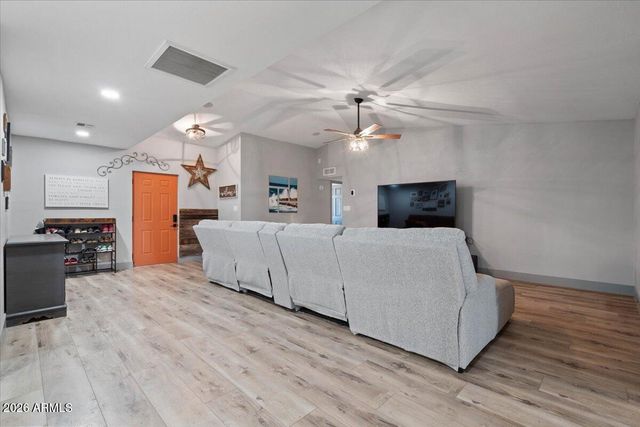 145 W San Remo Street, Gilbert, AZ 85233