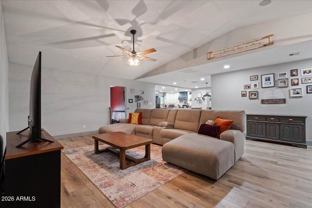 145 W San Remo Street, Gilbert, AZ 85233