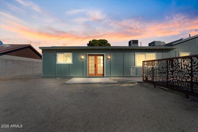 145 W San Remo Street, Gilbert, AZ 85233