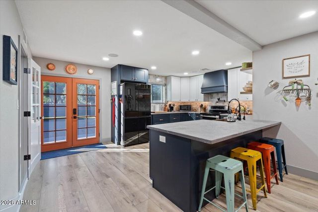 145 W San Remo Street, Gilbert, AZ 85233