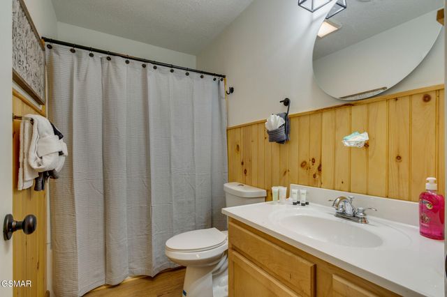 524 Reba Lane, Gatlinburg, TN 37738