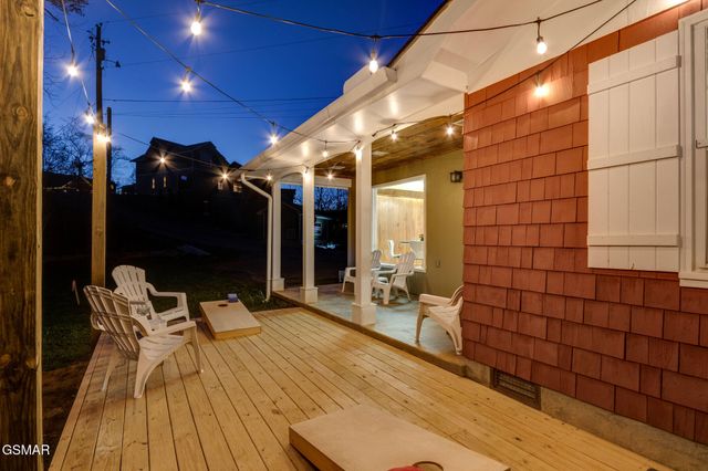 524 Reba Lane, Gatlinburg, TN 37738