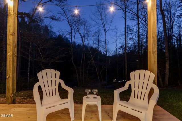 524 Reba Lane, Gatlinburg, TN 37738