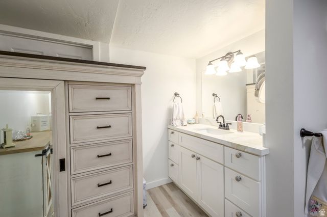 11448 S 1380 E, Sandy, UT 84092