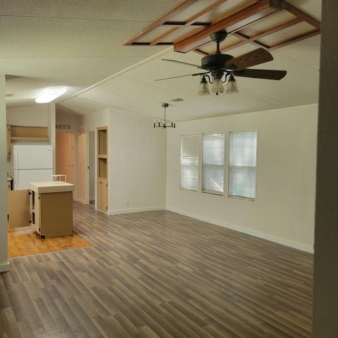 172 Walters Street, Livingston, TX 77351