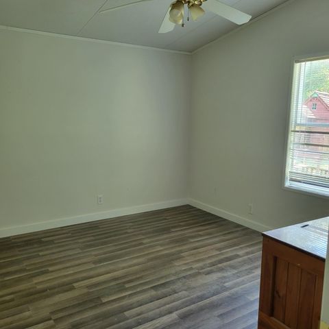 172 Walters Street, Livingston, TX 77351