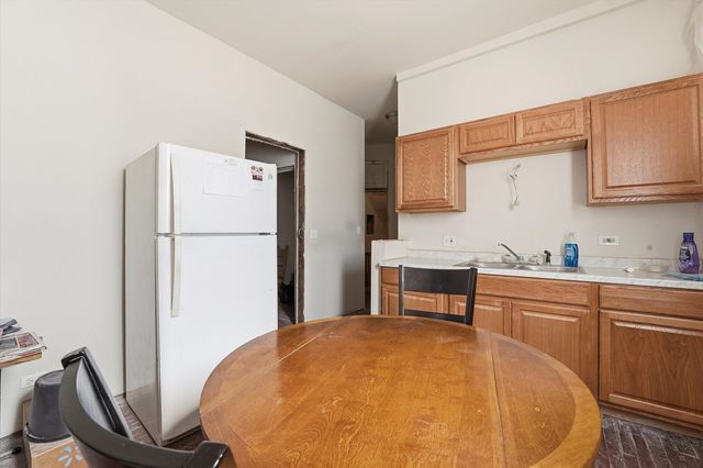 1321 W 18th Street, Chicago, IL 60608