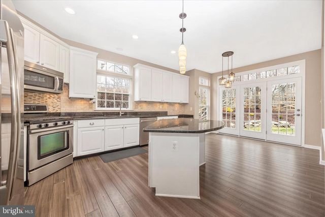 6353 BANNISTER DR, Frederick, MD 21701