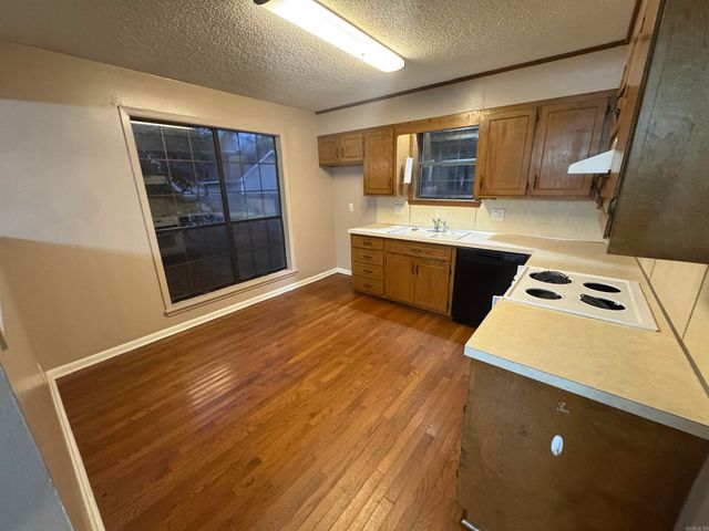 15 Overlook Drive, Searcy, AR 72143