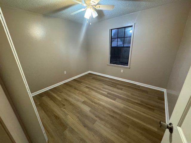 15 Overlook Drive, Searcy, AR 72143