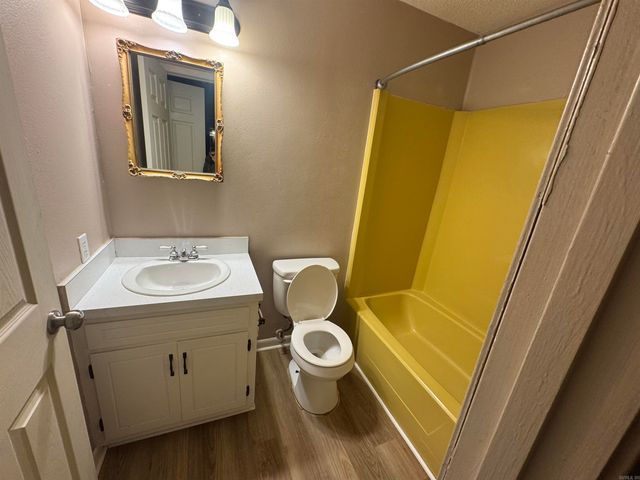 15 Overlook Drive, Searcy, AR 72143