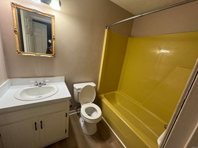 15 Overlook Drive, Searcy, AR 72143