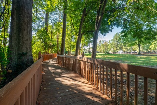1694 Burnt Oak Drive # 208, Dalton, GA 30721