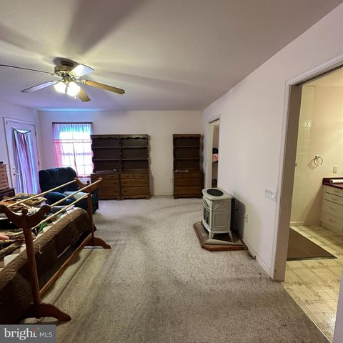 1840 EDGAR AVENUE, Chambersburg, PA 17201