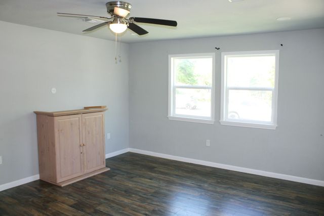 5205 Gordon Avenue, Fort Worth, TX 76115
