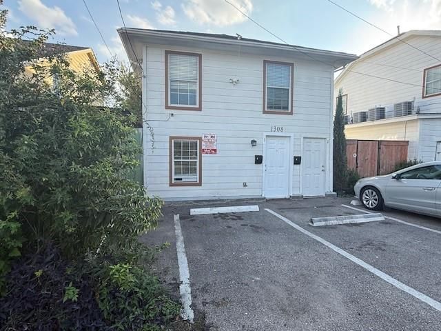 1308 Genova Street 1, Houston, TX 77009