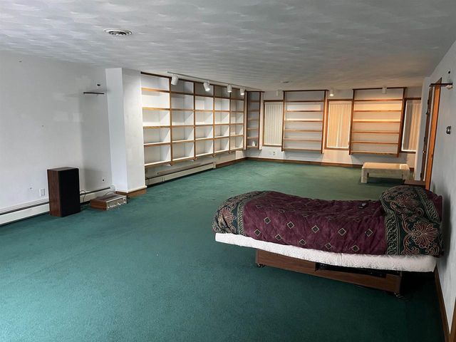 1407 N LYNNDALE DRIVE, Appleton, WI 54914