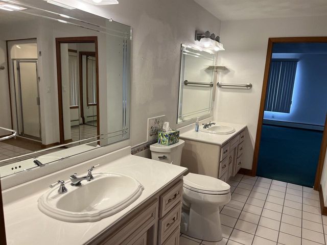 1407 N LYNNDALE DRIVE, Appleton, WI 54914