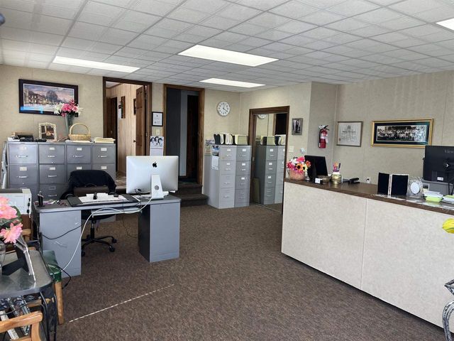 1407 N LYNNDALE DRIVE, Appleton, WI 54914