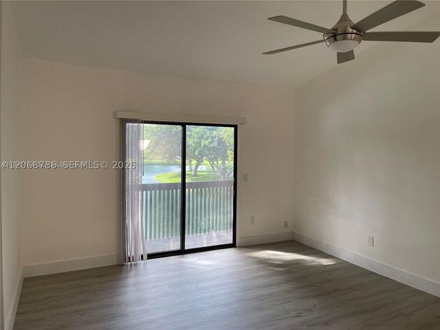 4157 SW 85th Ave 3, Davie, FL 33328