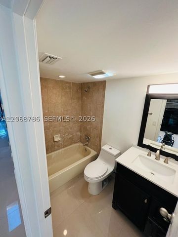 4157 SW 85th Ave 3, Davie, FL 33328