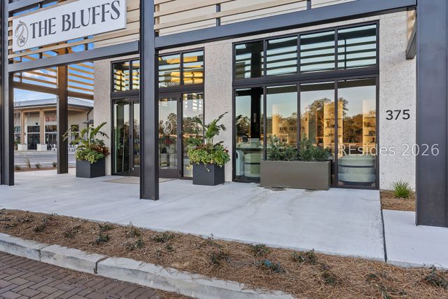 90 Carolina Oaks Ave, Okatie, SC 29909