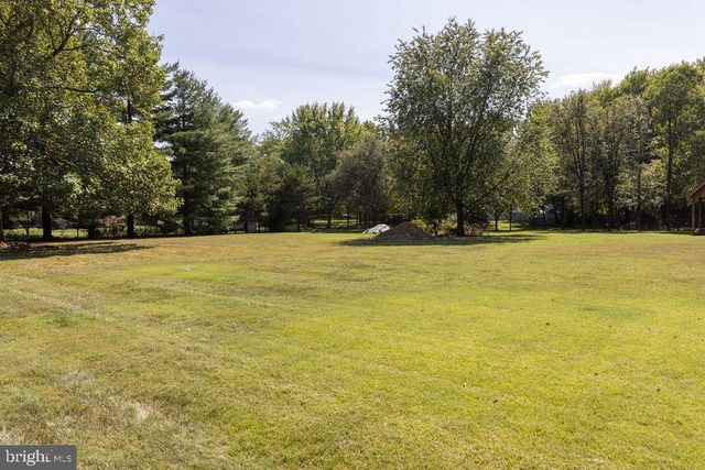 1613 WALTON RD, Blue Bell, PA 19422