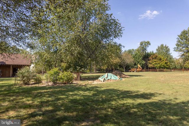 1613 WALTON RD, Blue Bell, PA 19422