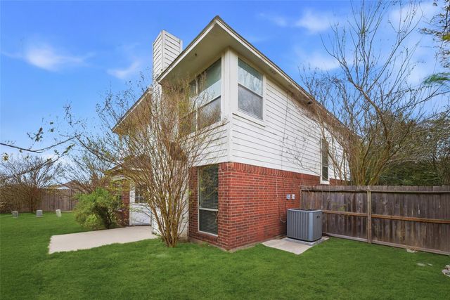 1811 Laurel Rose Lane, Houston, TX 77014