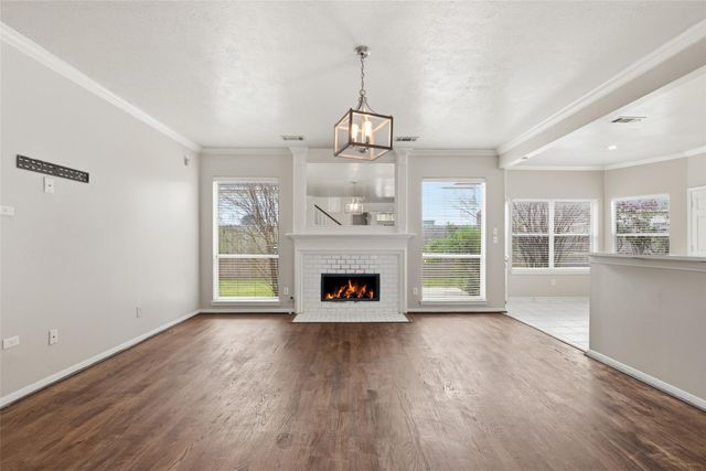 1811 Laurel Rose Lane, Houston, TX 77014