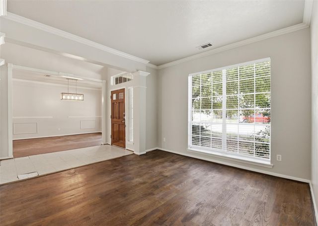 1811 Laurel Rose Lane, Houston, TX 77014