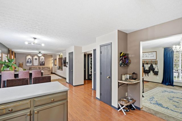 2 Surrey Court, Plain City, OH 43064