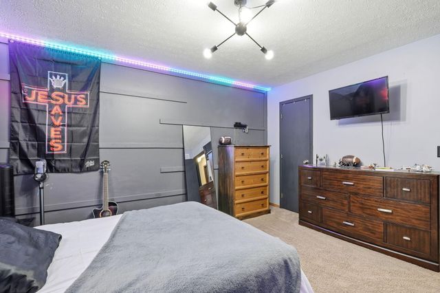 2 Surrey Court, Plain City, OH 43064