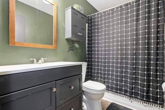 2 Surrey Court, Plain City, OH 43064